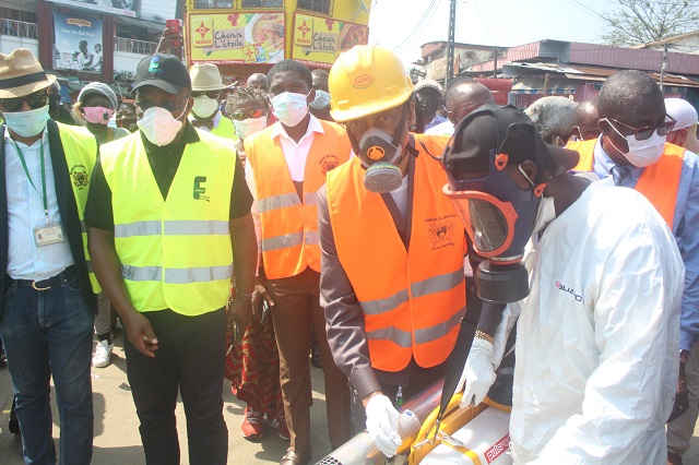 Covid-19 : la mairie de Libreville lance une opération de désinfection d’une vingtaine des marchés