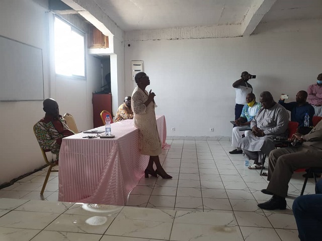 Gabon/ Vie associative : la sénatrice Berthe Mbene-Mayer célébrée par Ekamayong