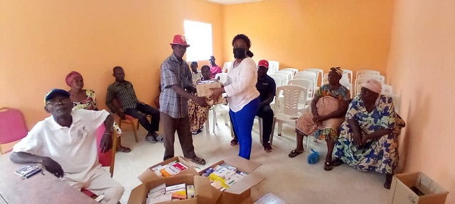 Gabon: Olam Palm fait un don de médicaments aux populations de Mouila et Makouké
