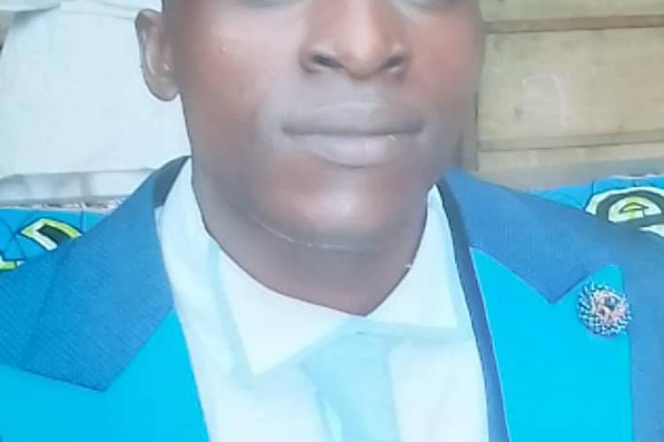 Gabon : un homme poignarde son ex compagne  devant ses enfants