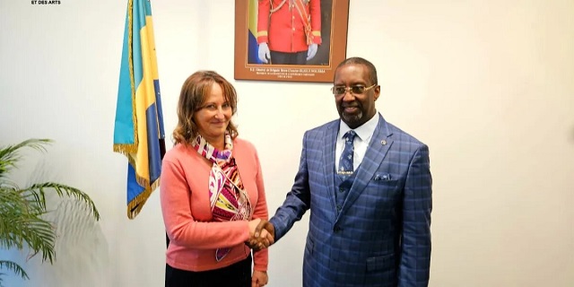 Gabon : André Jacques Augand échange avec Ségolène Royal