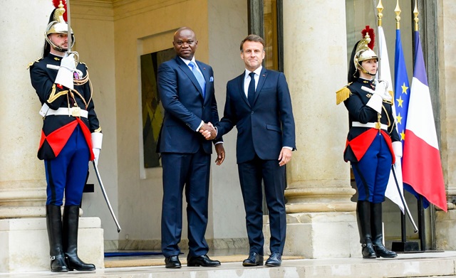 Diplomatie : Brice Clotaire Oligui Nguema reçu au palais de l’Élysée par Emmanuel Macron