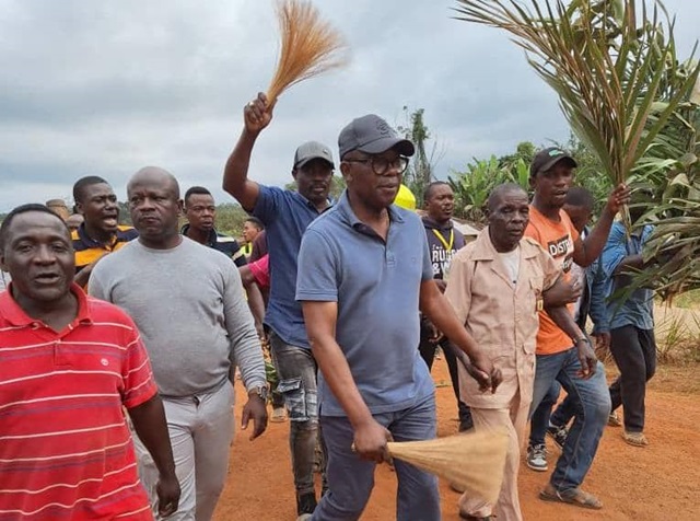 Référendum constitutionnel : Nzengui Nzoundou appelle au plébiscite du « oui » dans la Louetsi-Wano