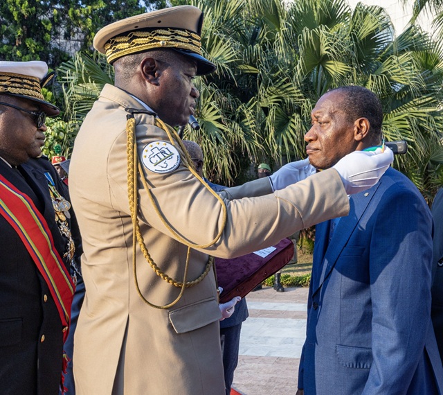 Gabon : le président de la Transition élève le nouveau directeur général de l’Asecna au rang de commandeur dans l’ordre du mérite gabonais