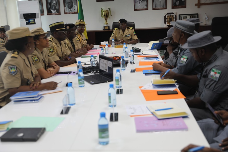 Coopération douanière : le Gabon accueille des stagiaires nigérians pour une visite d’études