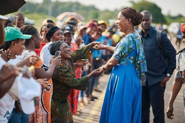 Promotion de l’entreprenariat féminin : Zita Oligui Nguema valorise le travail des coopératives